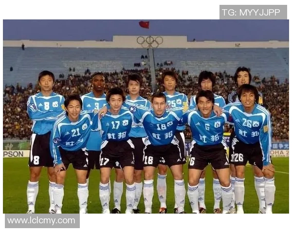 中国足球甲A联赛30大球星盘点：传奇人物与辉煌时刻的回顾